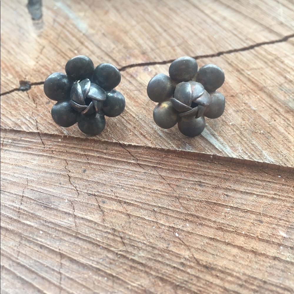 1930’s Sterling Flower Earrings